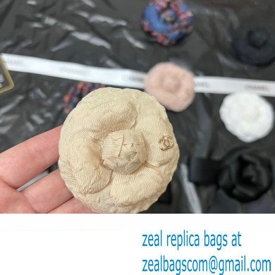 chanel camellia brooch 01 2023
