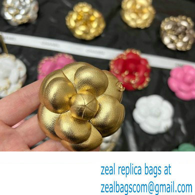 chanel camellia brooch 15 2023