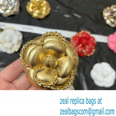 chanel camellia brooch 18 2023