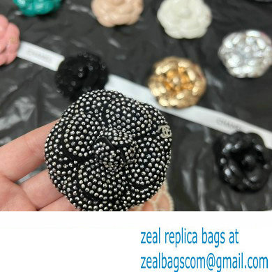chanel camellia brooch 25 2023