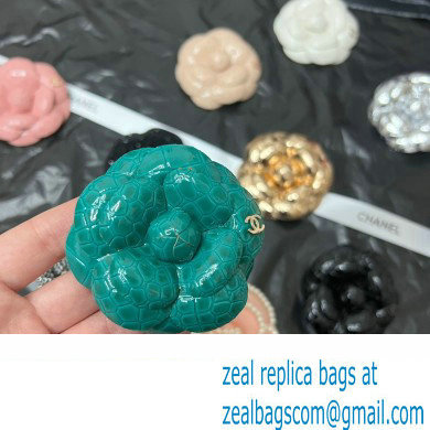 chanel camellia brooch 30 2023