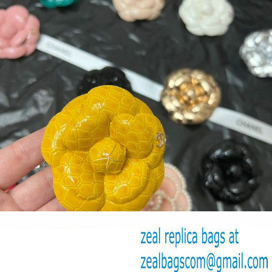 chanel camellia brooch 35 2023