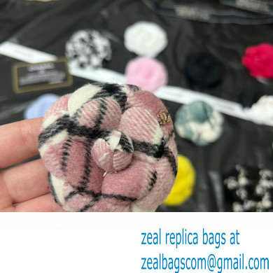 chanel camellia brooch 63 2023