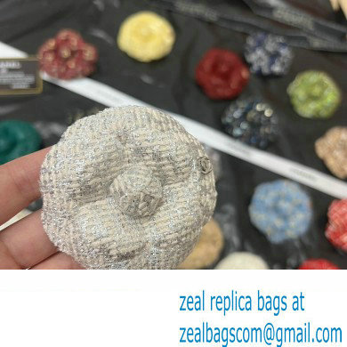chanel camellia brooch 80 2023