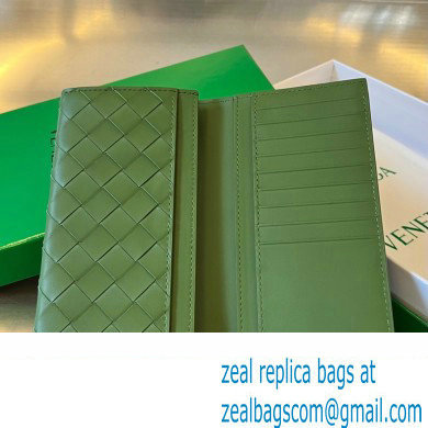 Bottega Veneta Intrecciato leather Long Wallet 676593 Green