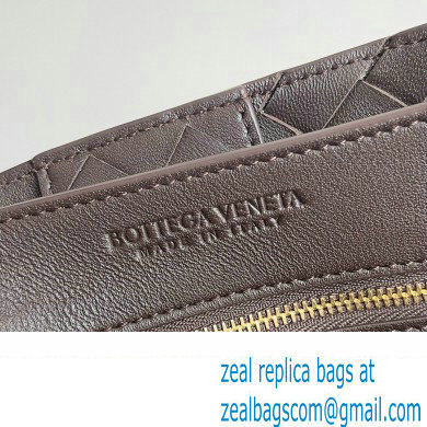 Bottega Veneta Intrecciato leather Medium Andiamo top handle Bag Coffee