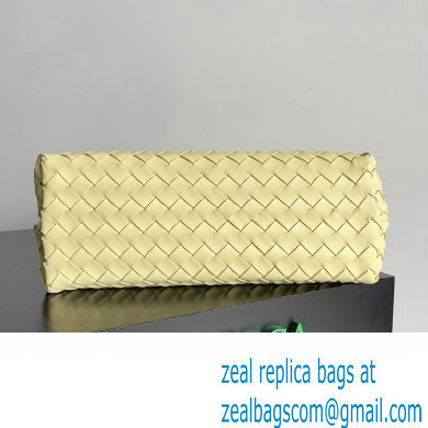 Bottega Veneta Intrecciato leather Medium Andiamo top handle Bag Yellow - Click Image to Close