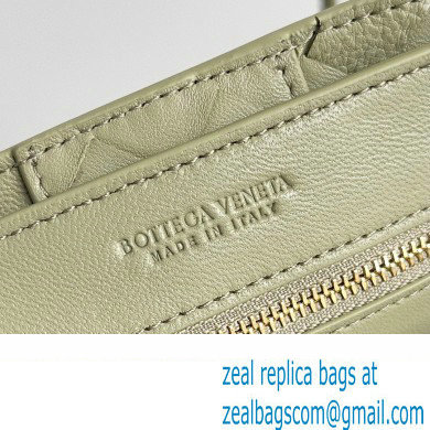 Bottega Veneta Intrecciato leather Small Andiamo top handle Bag Light Green - Click Image to Close