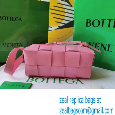 Bottega Veneta Intreccio leather Small Brick Cassette shoulder bag 729166 Pink