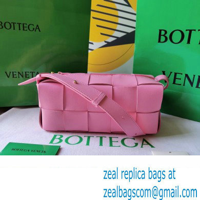 Bottega Veneta Intreccio leather Small Brick Cassette shoulder bag 729166 Pink - Click Image to Close