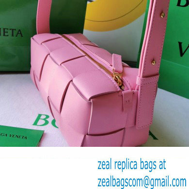 Bottega Veneta Intreccio leather Small Brick Cassette shoulder bag 729166 Pink - Click Image to Close