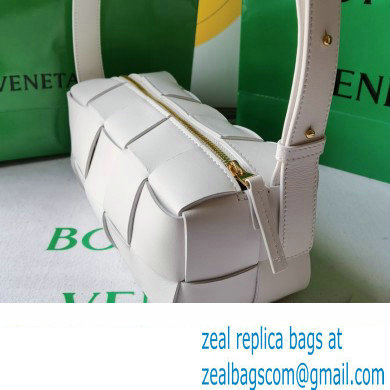Bottega Veneta Intreccio leather Small Brick Cassette shoulder bag 729166 White