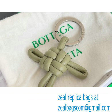 Bottega Veneta Knot Leather key ring 02