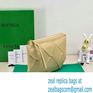 Bottega Veneta Maxi Intrecciato Padded Pouch Clutch Bag Apricot