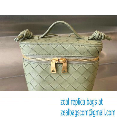 Bottega Veneta Mini Intrecciato leather vanity case Bag with cross-body strap 743551 Light Green