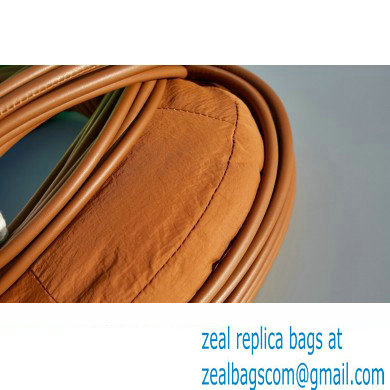 Bottega Veneta Mini Jodie tubular leather top handle Bag Brown - Click Image to Close