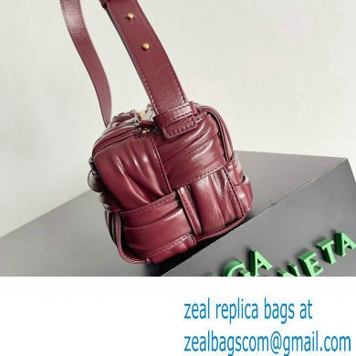Bottega Veneta Small Brick Cassette in Foulard Intreccio Leather shoulder bag Burgundy - Click Image to Close