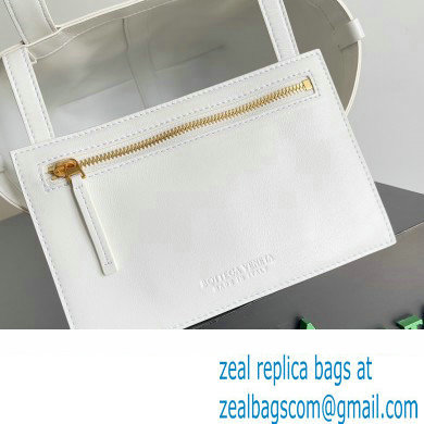 Bottega Veneta Small Flip Flap Intrecciato leather tote Bag White - Click Image to Close