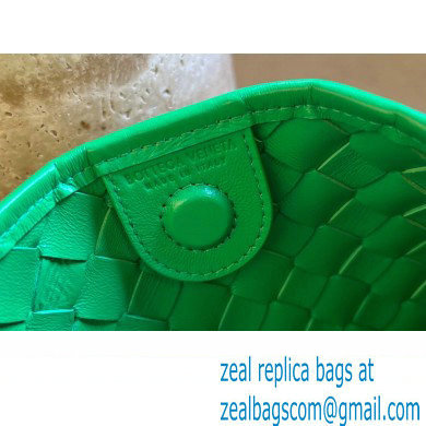 Bottega Veneta Small intrecciato leather Sardine bag with metallic top handle 716082 Bamboo Green