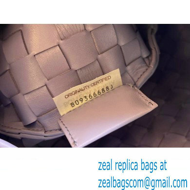 Bottega Veneta Small intrecciato leather Sardine bag with metallic top handle 716082 Lilac - Click Image to Close