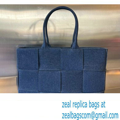 Bottega Veneta denim Intreccio Medium Arco Tote bag 744022 - Click Image to Close