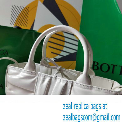 Bottega Veneta foulard Intreccio leather Mini Arco Tote bag with detachable strap White - Click Image to Close