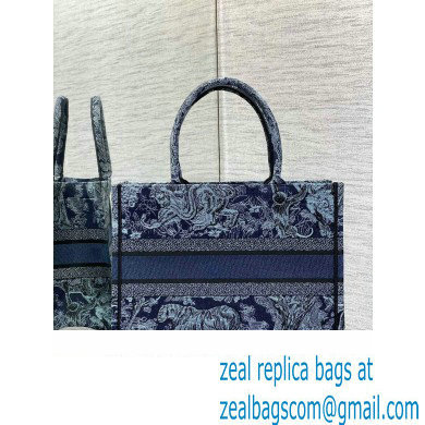 Dior medium Book Tote Bag in Denim Blue Toile de Jouy Embroidery 2023 - Click Image to Close