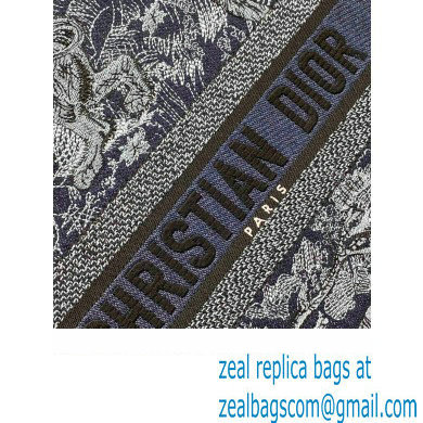 Dior medium Book Tote Bag in Denim Blue Toile de Jouy Embroidery 2023