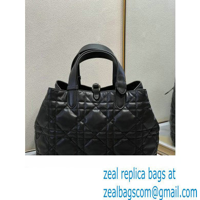 Dior medium Toujours Bag in Black Macrocannage Calfskin 2023 - Click Image to Close
