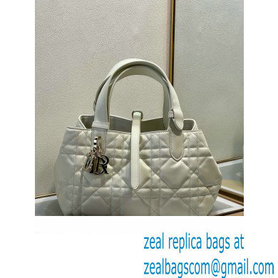 Dior small Toujours Bag in white Macrocannage Calfskin 2023