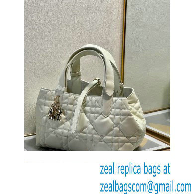 Dior small Toujours Bag in white Macrocannage Calfskin 2023 - Click Image to Close