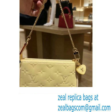 LOUIS VUITTON Mini Pochette Accessoires M81940 Banana Fizz Yellow 2023