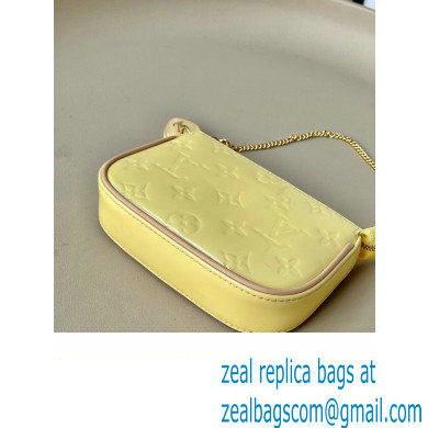 LOUIS VUITTON Mini Pochette Accessoires M81940 Banana Fizz Yellow 2023