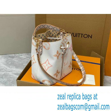 LV By The Pool Neonoe BB BAG M22985 BEIGE 2023