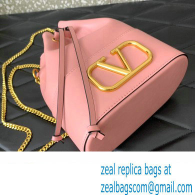 Valentino Mini Bucket Bag In Nappa With Vlogo Signature Chain Pink 2023 - Click Image to Close