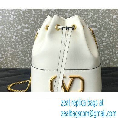 Valentino Mini Bucket Bag In Nappa With Vlogo Signature Chain White 2023 - Click Image to Close