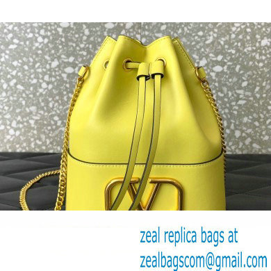 Valentino Mini Bucket Bag In Nappa With Vlogo Signature Chain Yellow 2023 - Click Image to Close