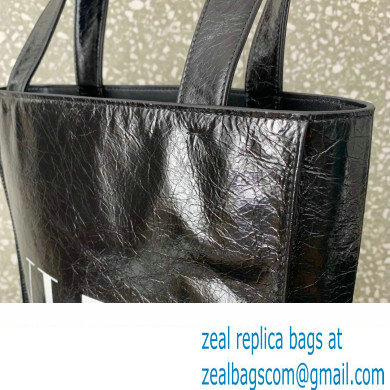 Valentino VLTN Tote bag in Crinkled Leather 0047 Black 2023 - Click Image to Close
