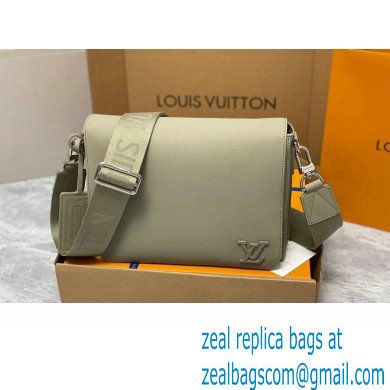 louis vuitton Takeoff Messenger bag M22505 2023