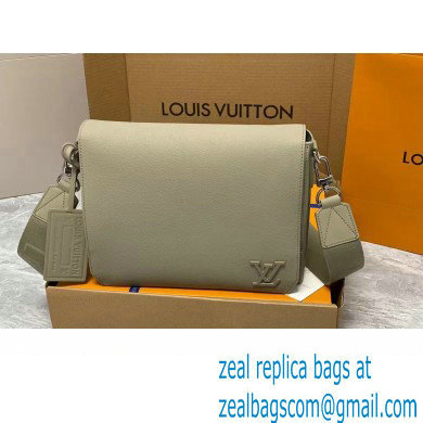 louis vuitton Takeoff Messenger bag M22505 2023