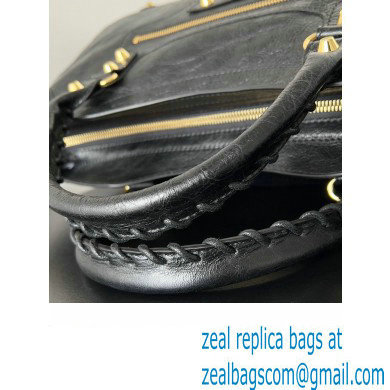 Balenciaga Classic City Large Handbag in Arena Lambskin Black/Gold - Click Image to Close