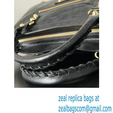 Balenciaga Classic City Large Handbag in Arena Lambskin Black/Gold