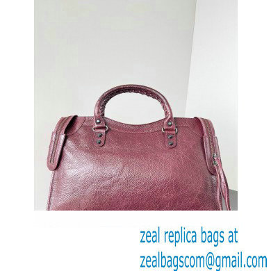 Balenciaga Classic City Large Handbag in Arena Lambskin Burgundy