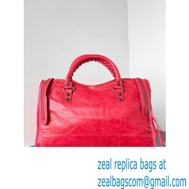 Balenciaga Classic City Large Handbag in Arena Lambskin Red - Click Image to Close
