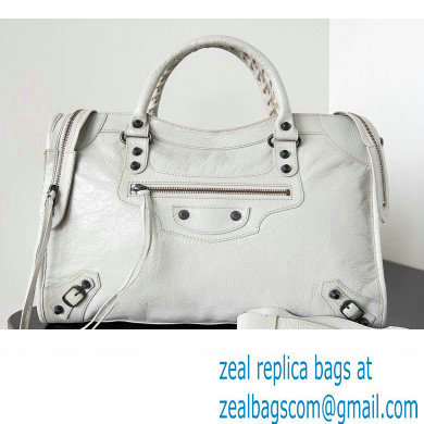 Balenciaga Classic City Large Handbag in Arena Lambskin White