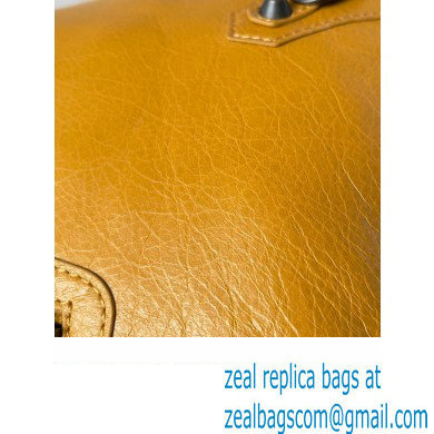 Balenciaga Classic City Large Handbag in Arena Lambskin Yellow - Click Image to Close