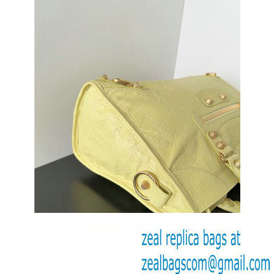 Balenciaga Classic City Large Handbag with Spiral Hardware in Arena Lambskin Light Yellow/Gold - Click Image to Close