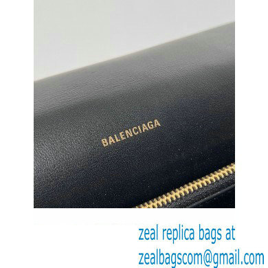 Balenciaga Crush Large Sling Bag in paper calfskin Black/Gold 2023 - Click Image to Close