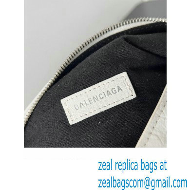 Balenciaga Superbusy Small Sling Bag in Arena calfskin White 2023