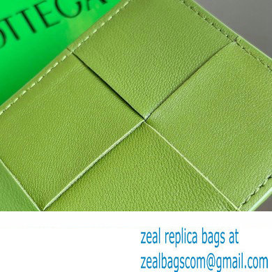 Bottega Veneta Cassette Intreccio leather Credit Card Case Green 2024